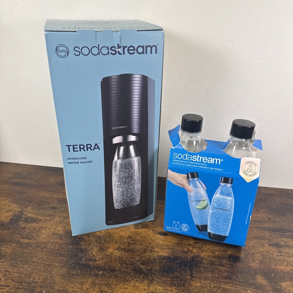 SodaStream Terra Sparkling Water Maker Starter Kit Black 1103044010 New